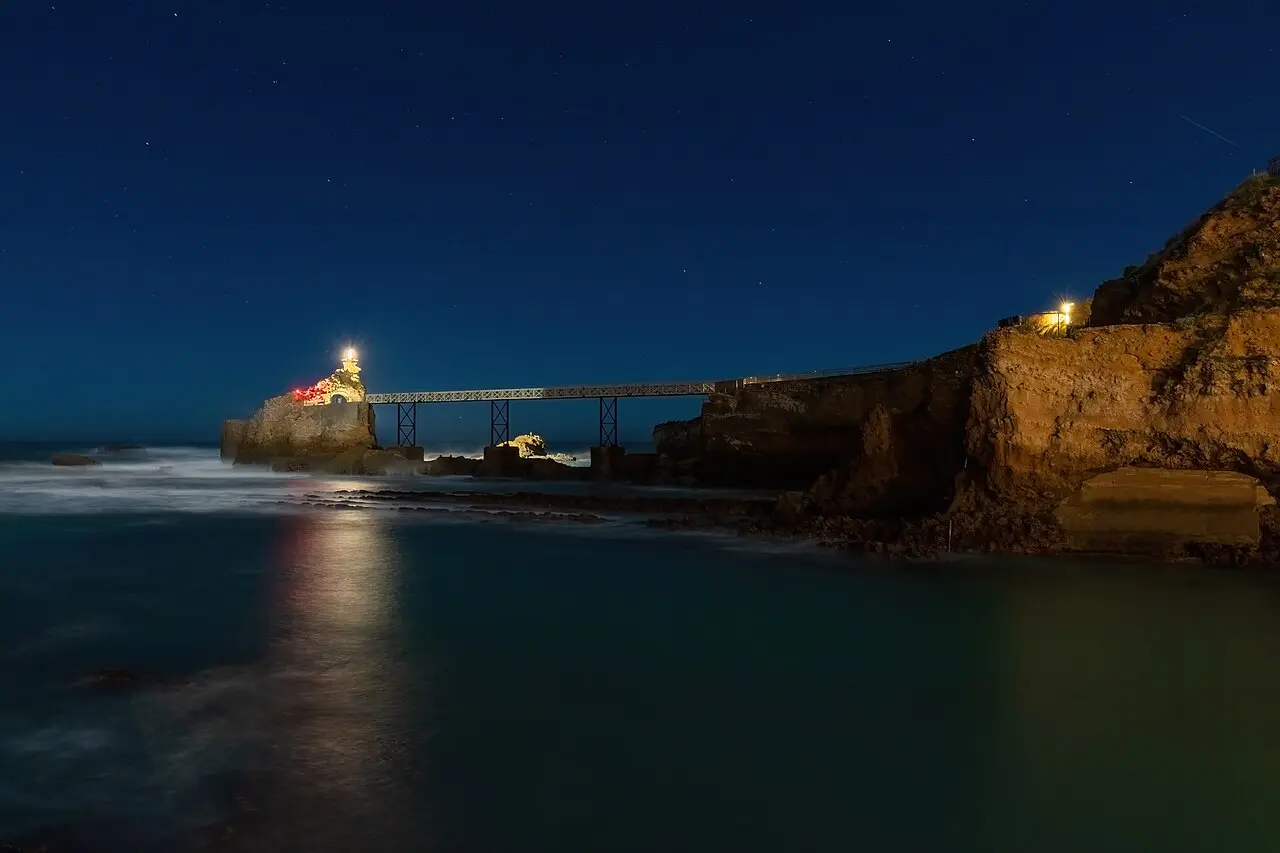 La Roca de la Virgen, en la costa de Biarritz