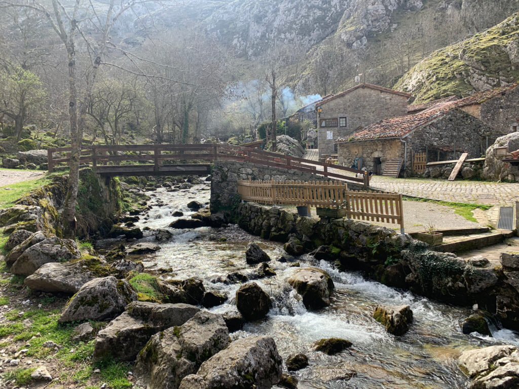 Viajar en camper por Asturias: Ruta de 4 dias - beWinkle